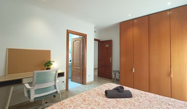 Palmeras – Appartement Lumineux de 4 Chambres Près du Centre d'Elche - Elche, Spain - Thumbnail 8