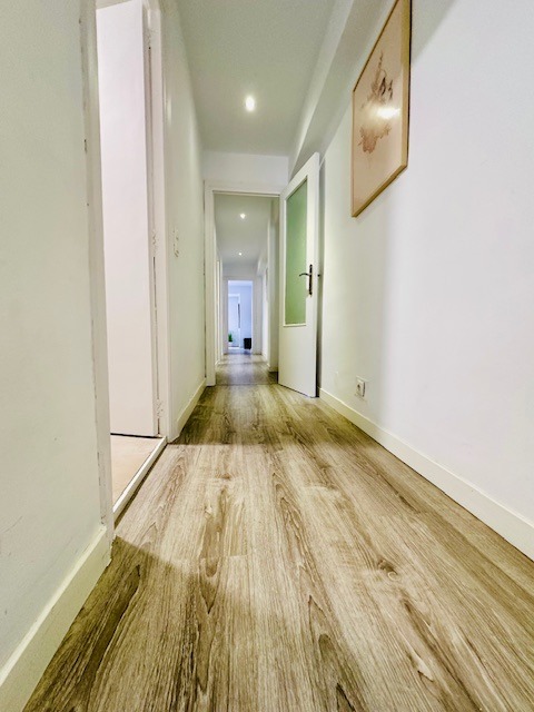 Ruben Vela - Apartment for sale in En Corts, Valencia - Image 3
