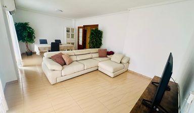 Central apartment for rent in Valencia - Arrancapins, Valencia - Thumbnail 19