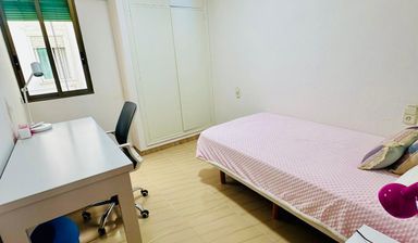 Central apartment for rent in Valencia - Arrancapins, Valencia - Thumbnail 26