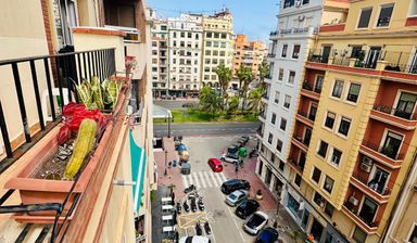 Central apartment for rent in Valencia - Arrancapins, Valencia - Thumbnail 6