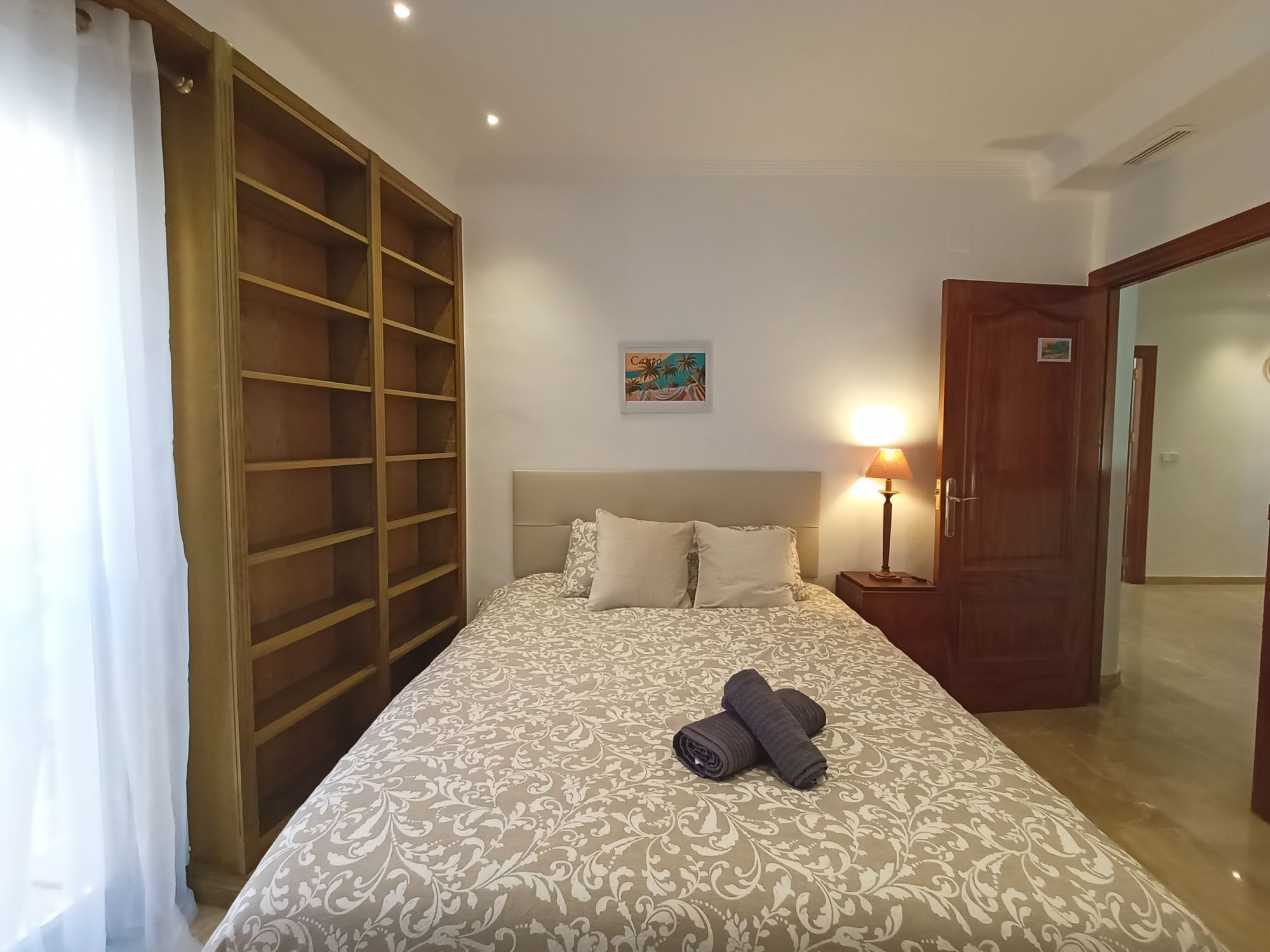 Palmeras – Appartement Lumineux de 4 Chambres Près du Centre d'Elche - Elche, Spain - Image 4