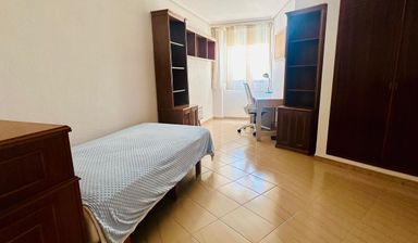 Central apartment for rent in Valencia - Arrancapins, Valencia - Thumbnail 22