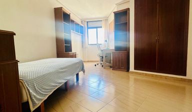 Central apartment for rent in Valencia - Arrancapins, Valencia - Thumbnail 33