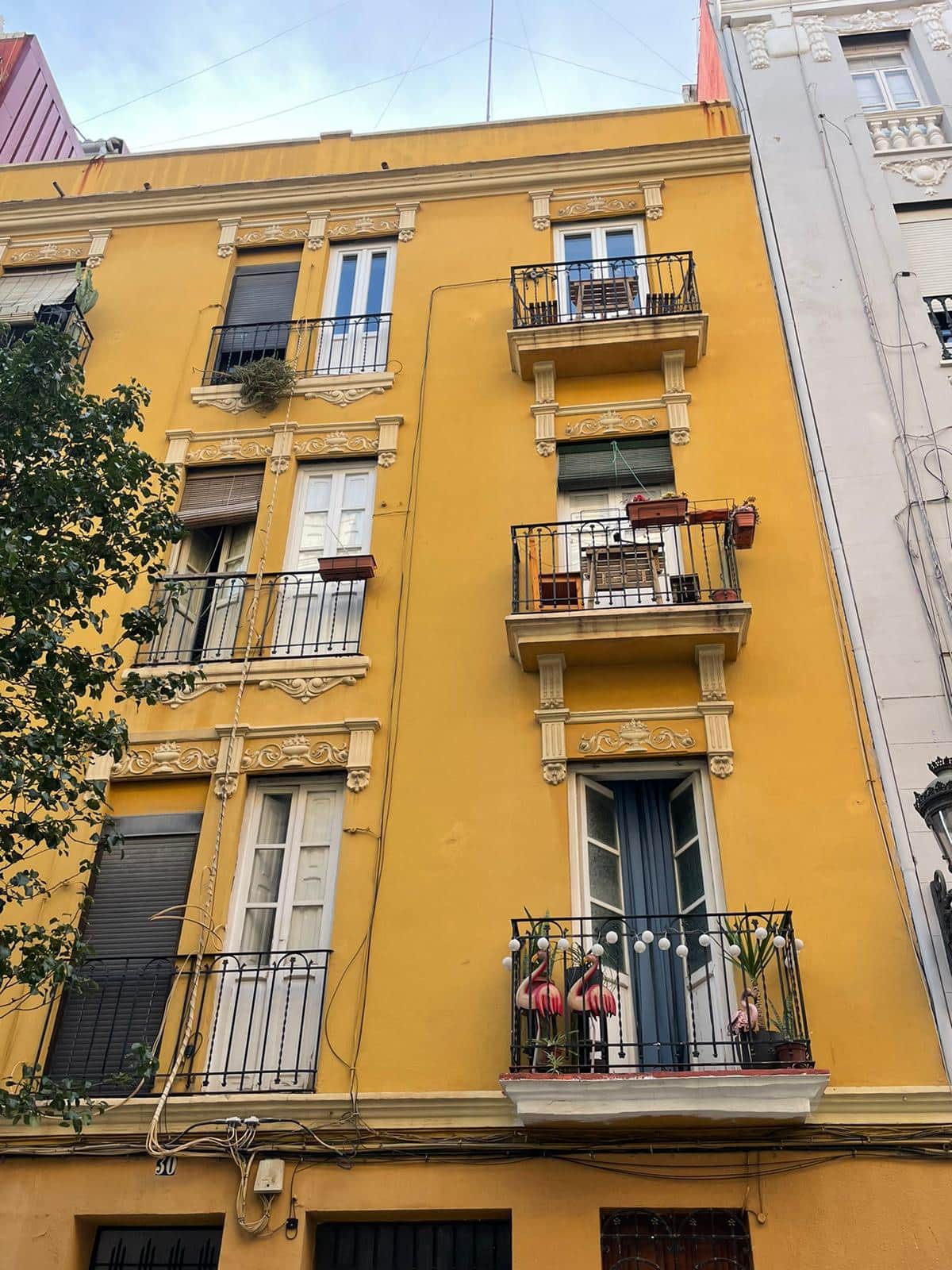Charming apartment in Calle Vivons, the heart of Ruzafa - Image 1